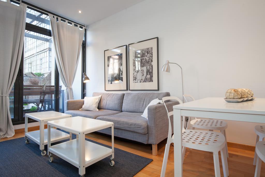 Flateli Urquinaona Apartamento Barcelona Exterior foto