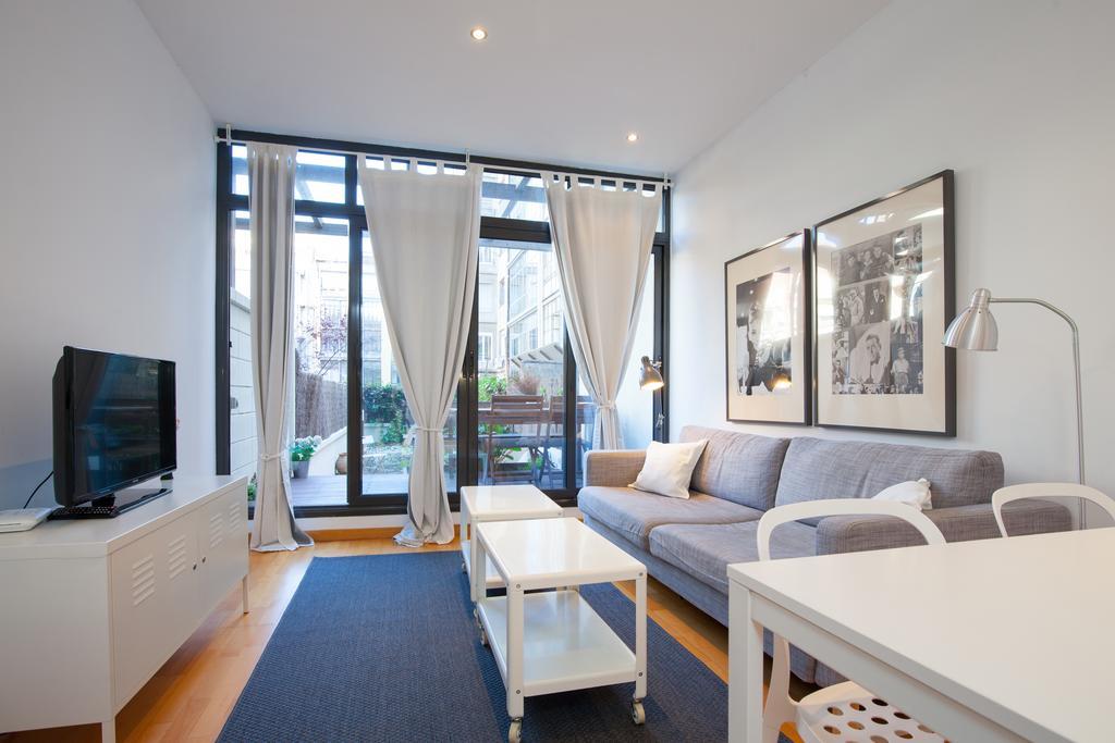 Flateli Urquinaona Apartamento Barcelona Exterior foto