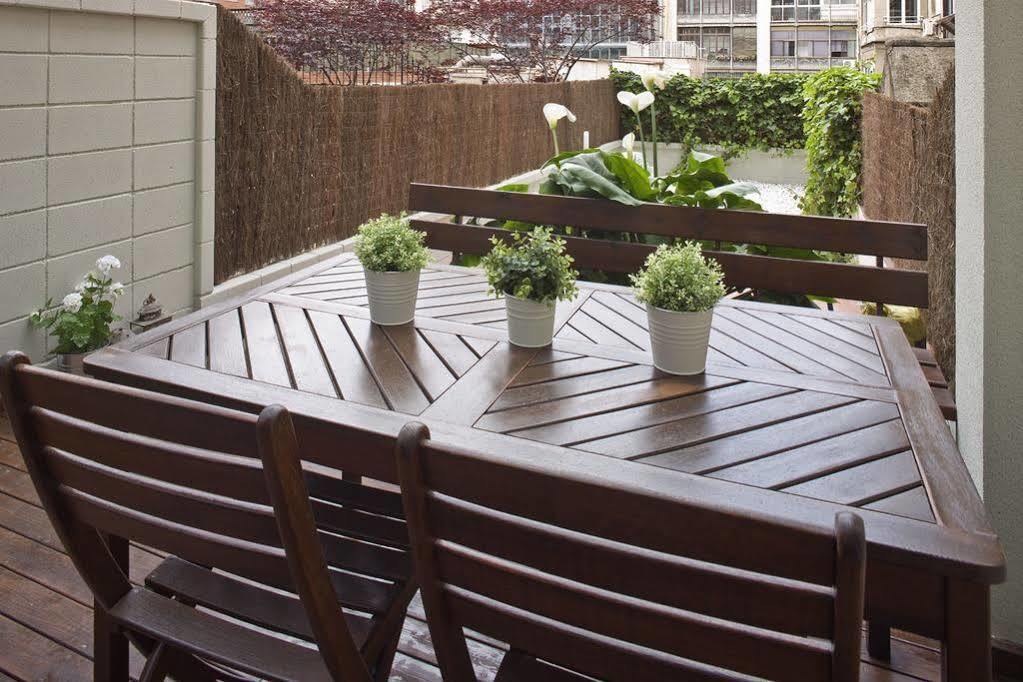 Flateli Urquinaona Apartamento Barcelona Exterior foto