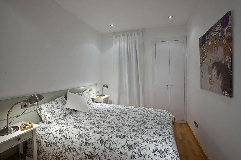 Flateli Urquinaona Apartamento Barcelona Exterior foto